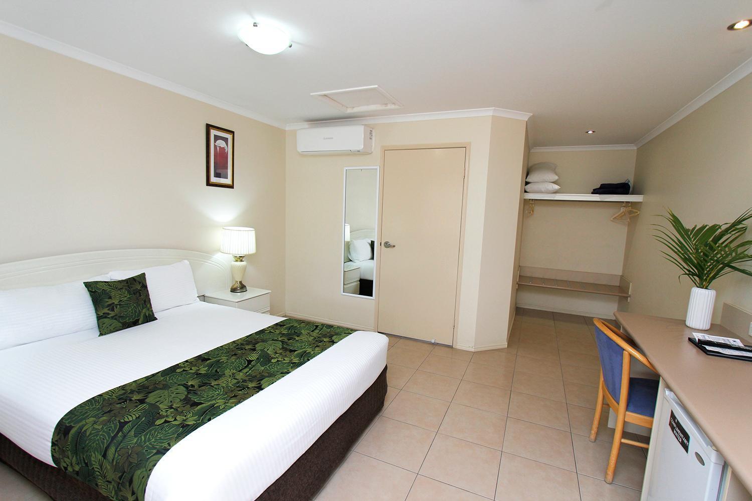 The Palms Motel Chinchilla Eksteriør billede